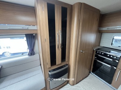 Autotrail Tracker EKS 2015 (Trade) image 10