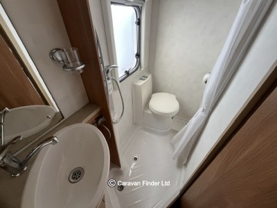 Swift Escape 664 2012 (Trade) image 11