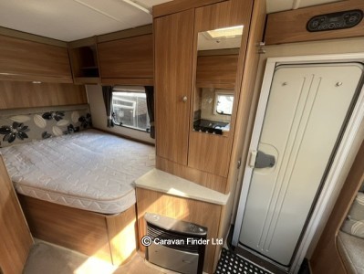 Swift Escape 664 2012 (Trade) image 9