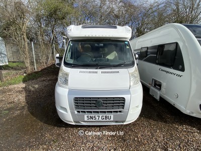 Used Bessacarr E530 2007 motorhome Image