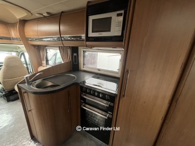 Autotrail Tracker FB 2014 (Trade) image 8