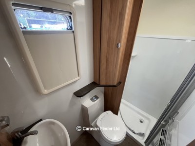 Bailey Autograph Approach 740 2014 (Trade) image 9