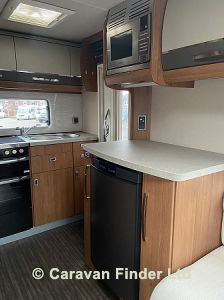 2018 Autotrail Tracker EKS image 6