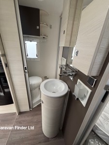 Chausson Welcome 728 2017 (Trade) image 7