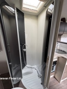 Chausson Welcome 728 2017 (Trade) image 8