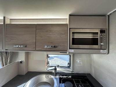 Swift Edge 464 - 4 Berth Motorhome 2023 (Trade) image 9