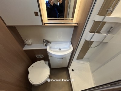 Burstner Lyseo TD 744 - Double Drop Down Beds! 2020 (Trade) image 10