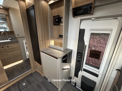 Bailey Autograph 72-2 - 2026 (Trade) image 6