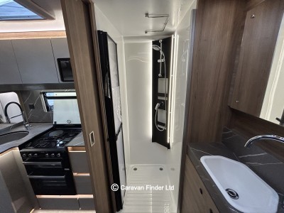 Bailey Autograph 72-2 - 2026 (Trade) image 9