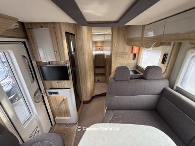 Hymer T-Class T678 CL - 60th Edition 2018 (Trade) image 4