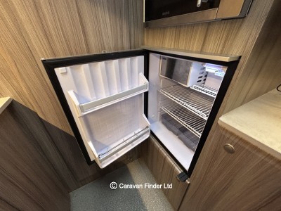 Vantage Ora 2022 (Trade) image 9