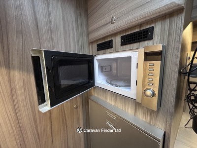 Vantage Ora 2022 (Trade) image 10