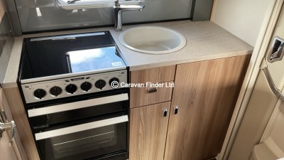 Swift Bessacarr 412 2017 (Trade) image 7