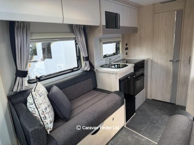 Elddis Autoquest APEX 105 2026 (Trade) image 7