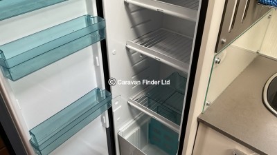 Burstner Lyseo TD Harmony Line T690 (TD690G) 2019 (Trade) image 8