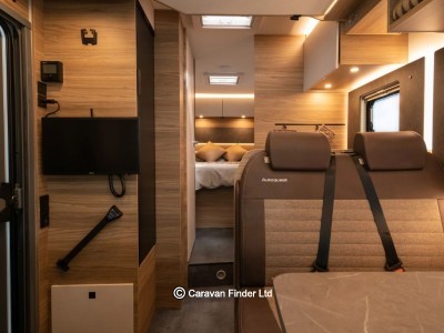 Elddis Autoquest GT 74DI 2027 (Trade) image 4