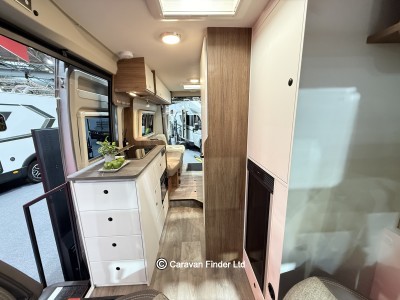 Elddis Autoquest GTV 260 2027 (Trade) image 2
