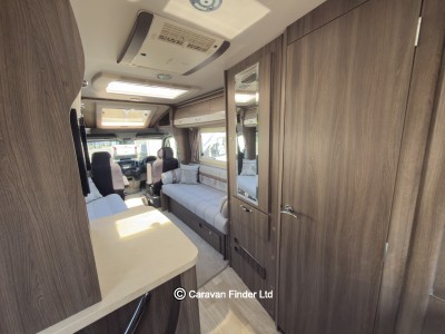 Autosleeper Bourton 2018 (Trade) image 8