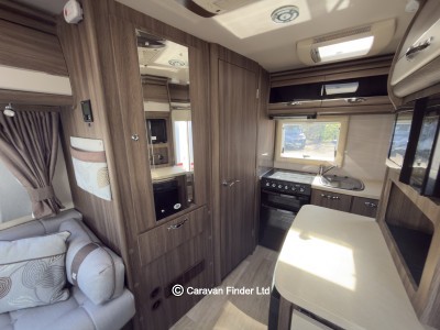 Autosleeper Bourton 2018 (Trade) image 7