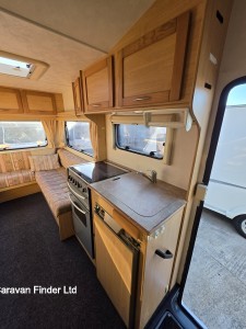 Elddis Autoquest 400 2003 (Trade) image 12