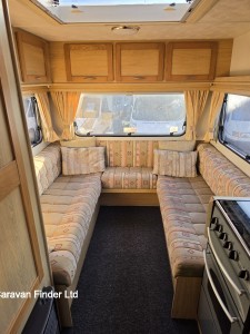 Elddis Autoquest 400 2003 (Trade) image 4