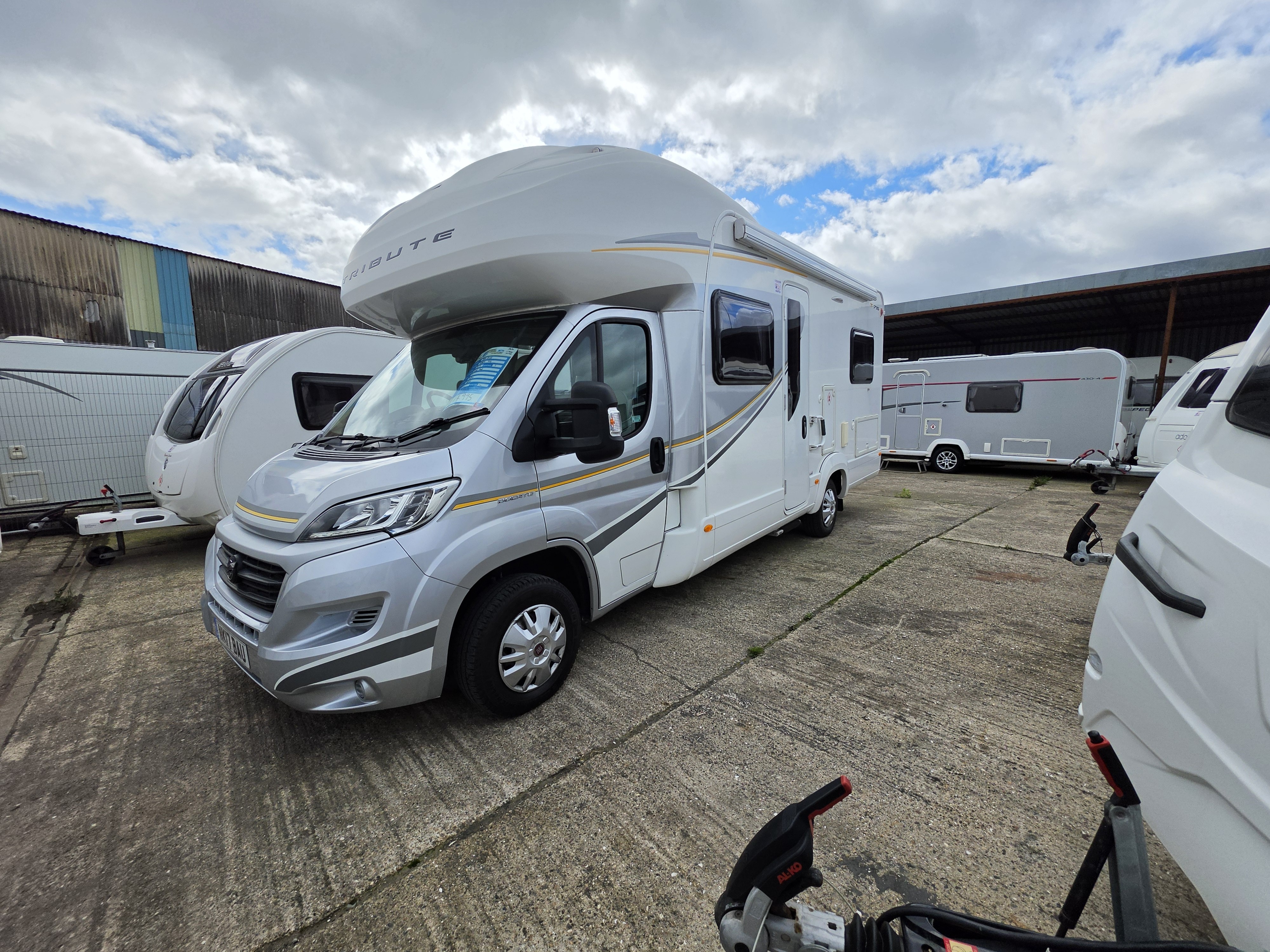 Autotrail Tribute t-715 auto 2017