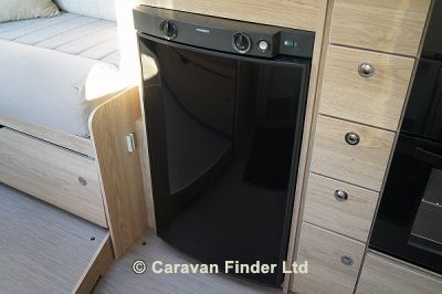 Elddis Supreme 185 2018 (Trade) image 10
