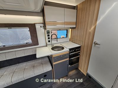 Bailey Adamo 60-2 2025 (Trade) image 6