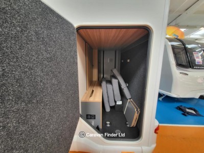 Bailey Adamo 69-4 2026 (Trade) image 4