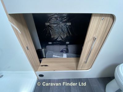 Bailey Adamo 69-4 2025 (Trade) image 11