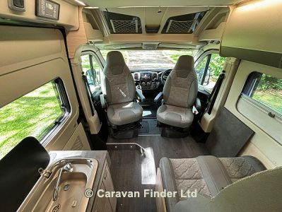 Autotrail Adventure 65 (Automatic) 2024 (Trade) image 4