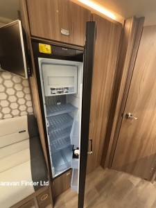 Swift Rio 310 2017 (Trade) image 7