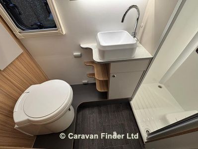 Bailey Adamo 60-2 2025 (Trade) image 11