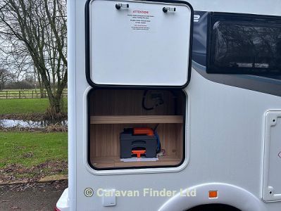 Bailey Adamo 60-2 2025 (Trade) image 3