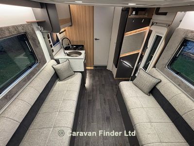 Bailey Adamo 60-2 2025 (Trade) image 5