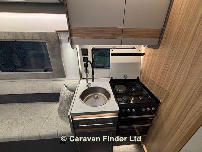 Bailey Adamo 60-2 2025 (Trade) image 6