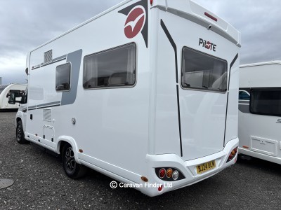 Pilote Evidence P696U 2024 (Trade) image 2