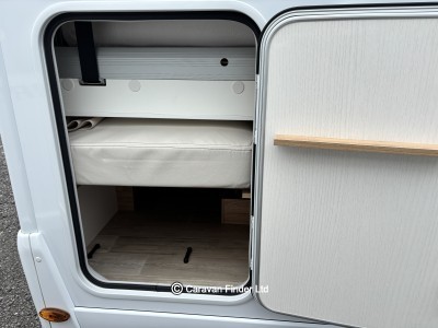 Pilote Evidence P696U 2024 (Trade) image 4