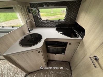 Autotrail F-Line F60 2022 (Trade) image 6