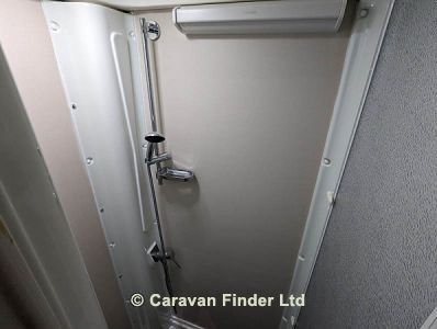 Autosleeper Bourton 2017 (Trade) image 11