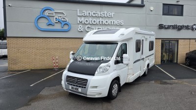 Used Bessacarr E560 2007 motorhome Image