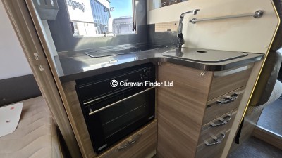 Adria Coral S670 SLT Plus 2015 (Trade) image 8