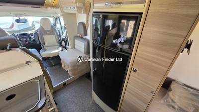 Adria Coral S670 SLT Plus 2015 (Trade) image 9