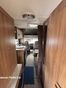 Swift Lifestyle 686 2015 (Trade) image 8