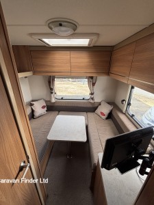 Swift Lifestyle 686 2015 (Trade) image 4
