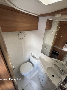 Swift Lifestyle 686 2015 (Trade) image 10