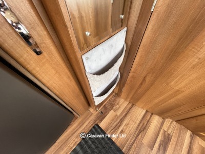 Autosleeper Cotswold 2010 (Trade) image 11