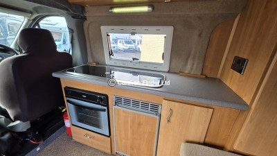 Vauxhall Vivaro Camper 2005 (Trade) image 8