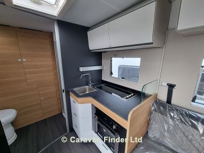 Adria Matrix Plus 600DT 2024 (Trade) image 4