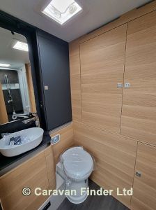 Adria Matrix Plus 600DT 2024 (Trade) image 5